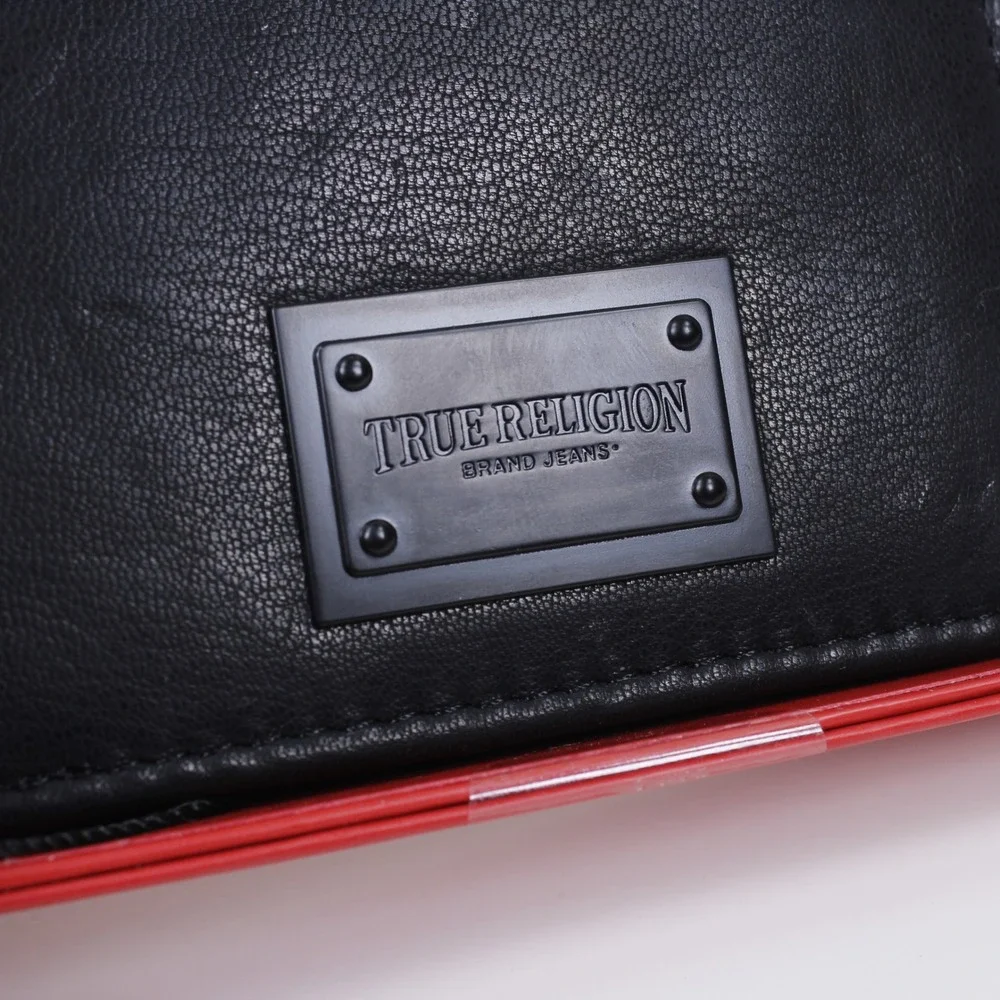 True Religion Men's Black Leather Bifold Wallet Matte Black Logo Plate Rfid Nib